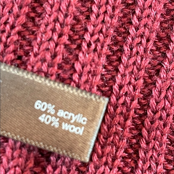 THE LIMITED BURGUNDY TURTLENECK WITH PEPLUM - Picture 8 of 9